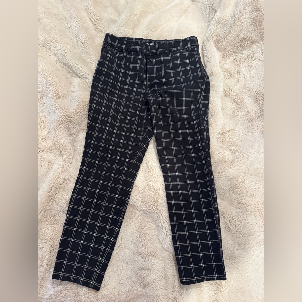 Old Navy high-rise pixie pant
